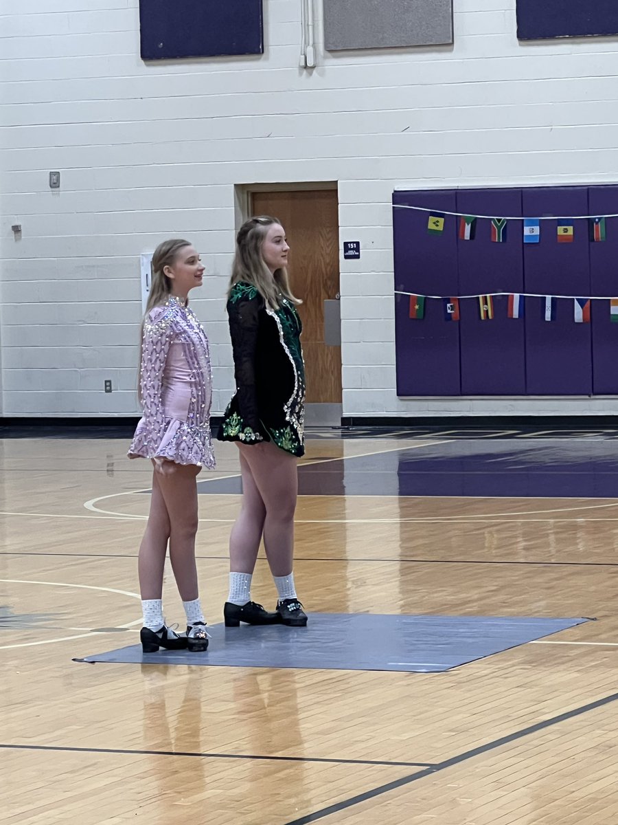 dr_mjacksonplsd's tweet photo. @RidgeviewPLSD  Beth Hoffman and Kris Owen lead Ridgeview’s Inaugural Culture Day and it was AMAZING! Today you showed the staff and students what feels like to show up as your authentic self and be celebrated for your uniqueness! @PLSD @PlsdSupt #PLSDDiversity @AlesiaGillison https://t.co/9PE2WJHQDm