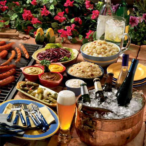 Beer Bratwurst on beans with broccoli. Get the recipe and stock up sausages, pickles and desserts for Memorial Day. Great promotional discounts! - mailchi.mp/germanfoods.or…