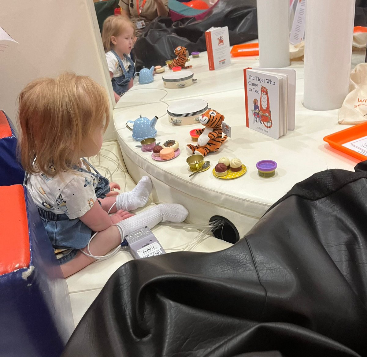 Some of our long term children enjoying the amazing gifts from #williamsgift <a href="/MFTnhs/">MFT NHS</a> <a href="/MFT_PatientExp/">Patient Experience</a>