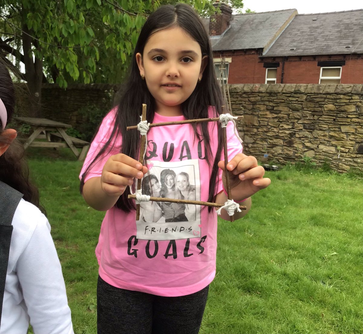 AASSheffPrimary's tweet photo. Forest School Club, session 5, complete! 
📍Gathering . ✔️
📍Duck, duck, goose.✔️
📍Practise open clove hitch knot .✔️
📍Make a stick frame. ✔️
📍Team building activities.✔️
@ljboyer4 @Shannasmith29 https://t.co/viGODXW2oW