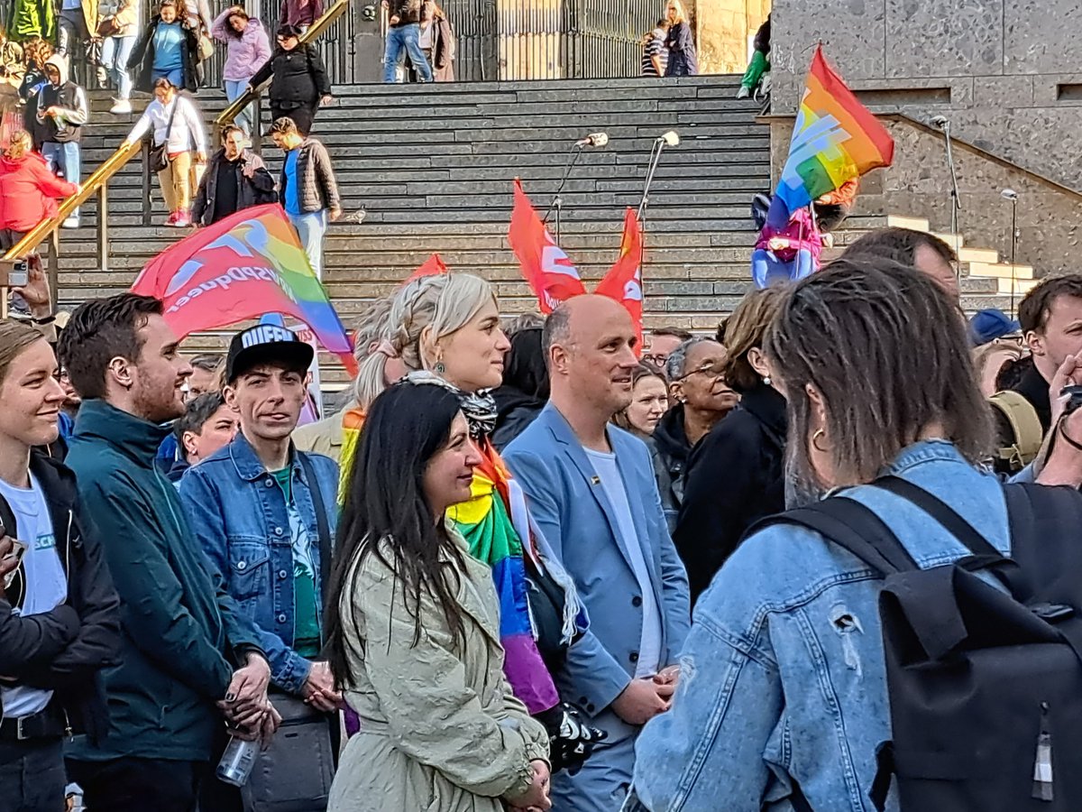 LSVD_NRW's tweet photo. Nachträgliche Impressionen vom #IDAHOBIT --> #IDAHOBITA2023 aus #Köln --> #bunt #nichtleise #amNervDerZeit #schön https://t.co/kO6oZx3937