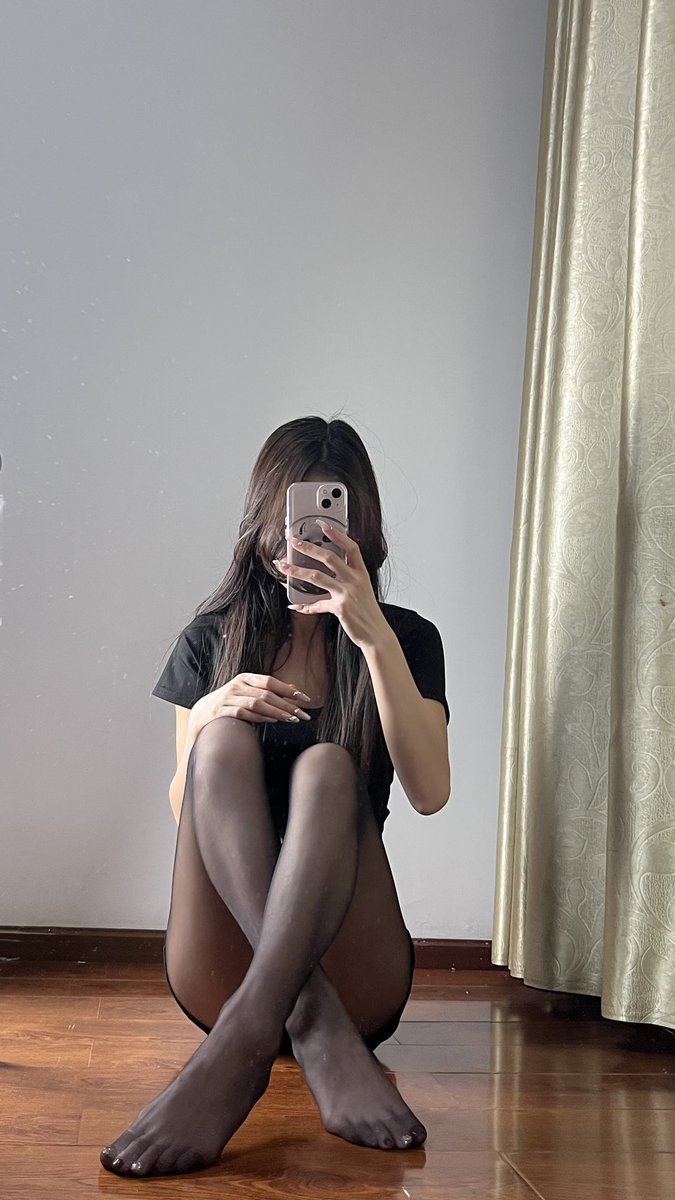 sbngjing1's tweet photo. I’ve been soo busy lately. 🤔🧦 #网调 #线下足交 #征奴 #字母圈 #女王s #原味內內 #原味丝袜 #原味 #FOOTFETİSH https://t.co/YpMTtVzftN