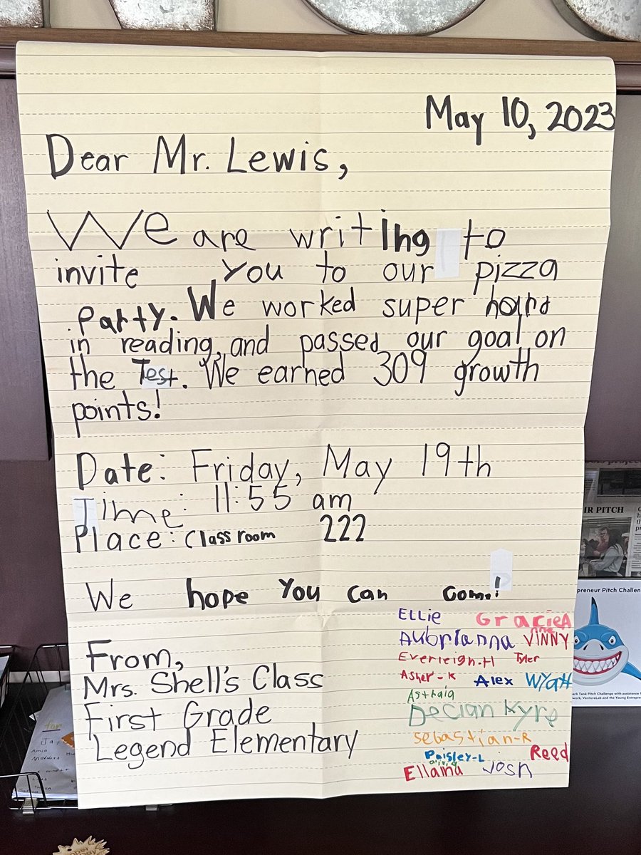 DavidLewisNCS's tweet photo. Thanks for the invite to the pizza party Mrs. Shell and friends. Great job on your improvement in your reading scores. Keep up the great work! ⁦@Newark_Schools⁩ #we_are_ncs https://t.co/2qHHhFkORN