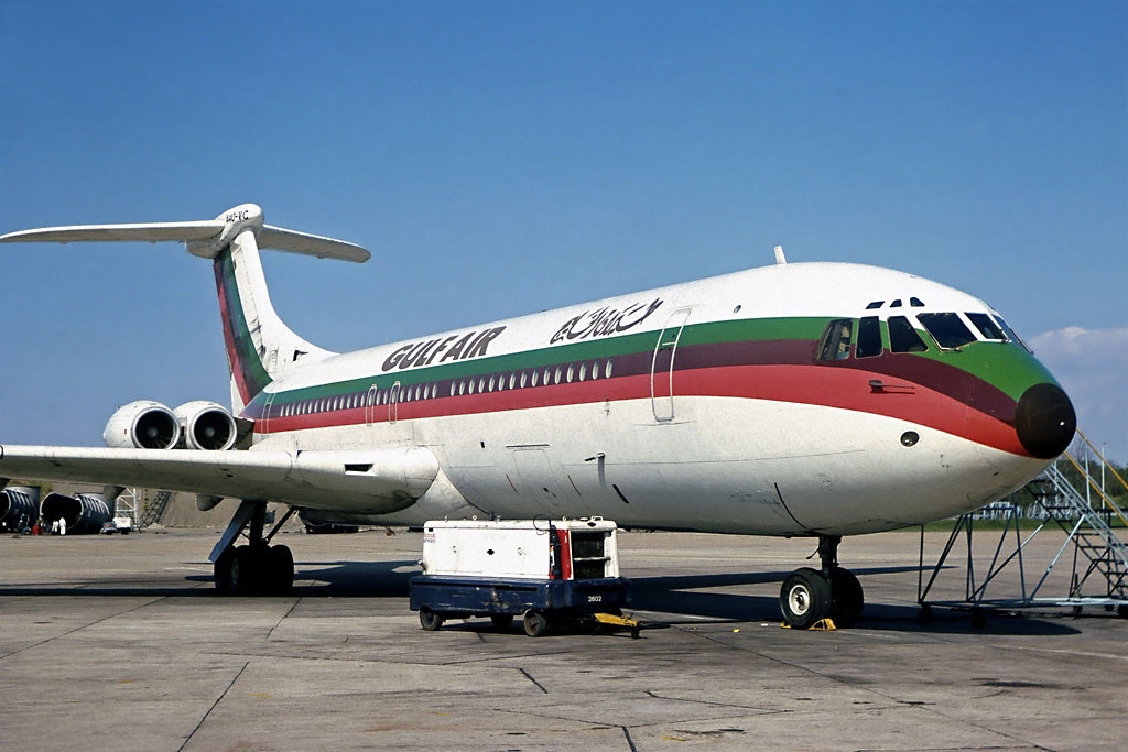 airportspotting's tweet photo. CLASSIC BRITISH AIRLINER | The Vickers VC10
One of the most iconic airliners of all time. Discover the history of the VC10 and its operational life in pictures.
https://t.co/SeoGQua6LS
#avgeek #vc10 #vc-10 #vickersvc10 #classicjet #airliners #classicairliners #planespotting https://t.co/Y8Ds8yi3kH
