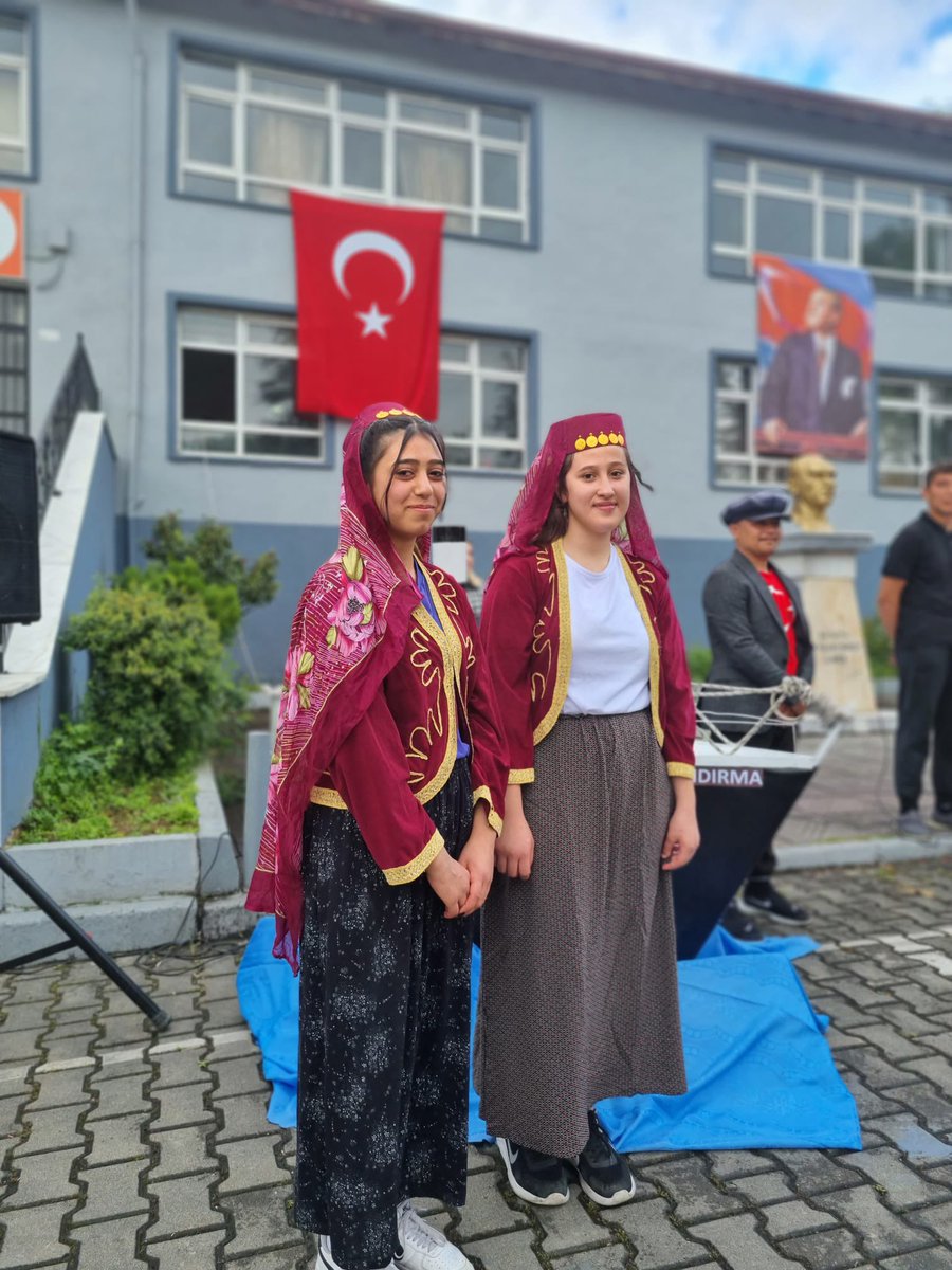 BeycumaCpal's tweet photo. 19 Mayıs kutlamalarımız 🎉🇹🇷🇹🇷🇹🇷 https://t.co/hulA5HTiN9