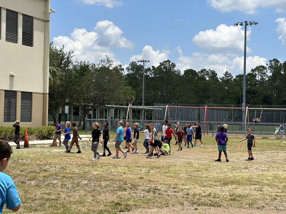 Thank you to <a href="/PRSPIPE/">Pipe Restoration Solutions</a> for donating ice cream🍦 , apples 🍎 , and oranges 🍊. The whole second grade enjoyed our celebration for meeting &amp; crushing our academic goals! <a href="/PLEgators/">Palmetto Elementary</a>  <a href="/collierschools/">Collier County Public Schools</a>