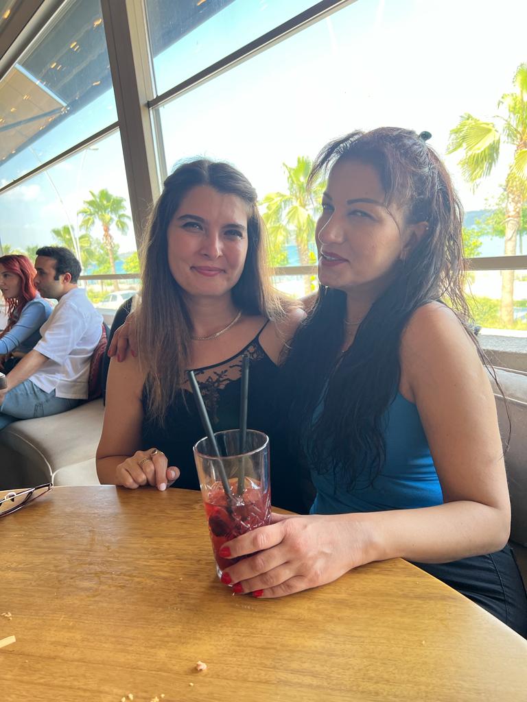 Selin Ekici (@selinekici) on Twitter photo 