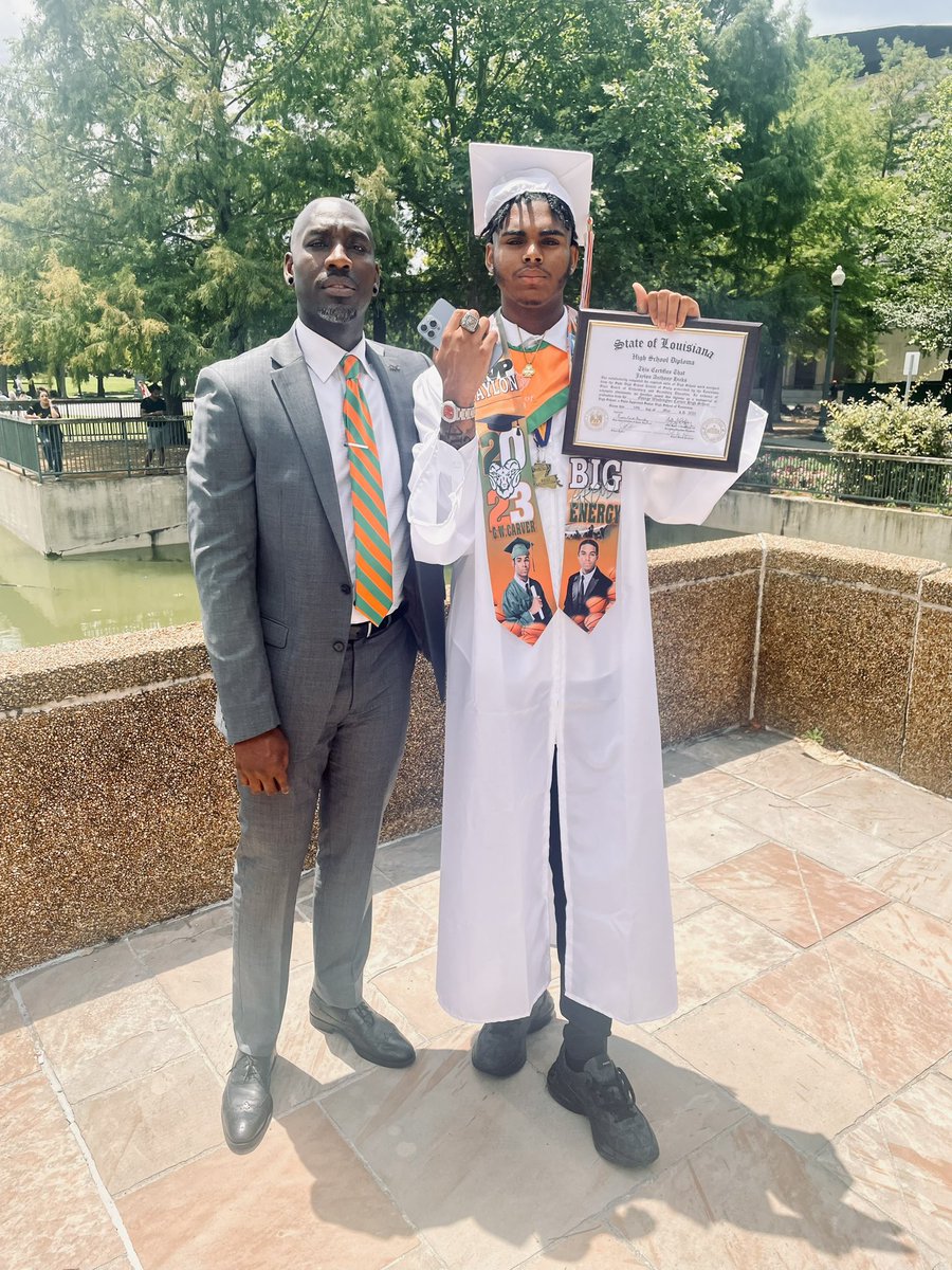 Coach DA tweet media