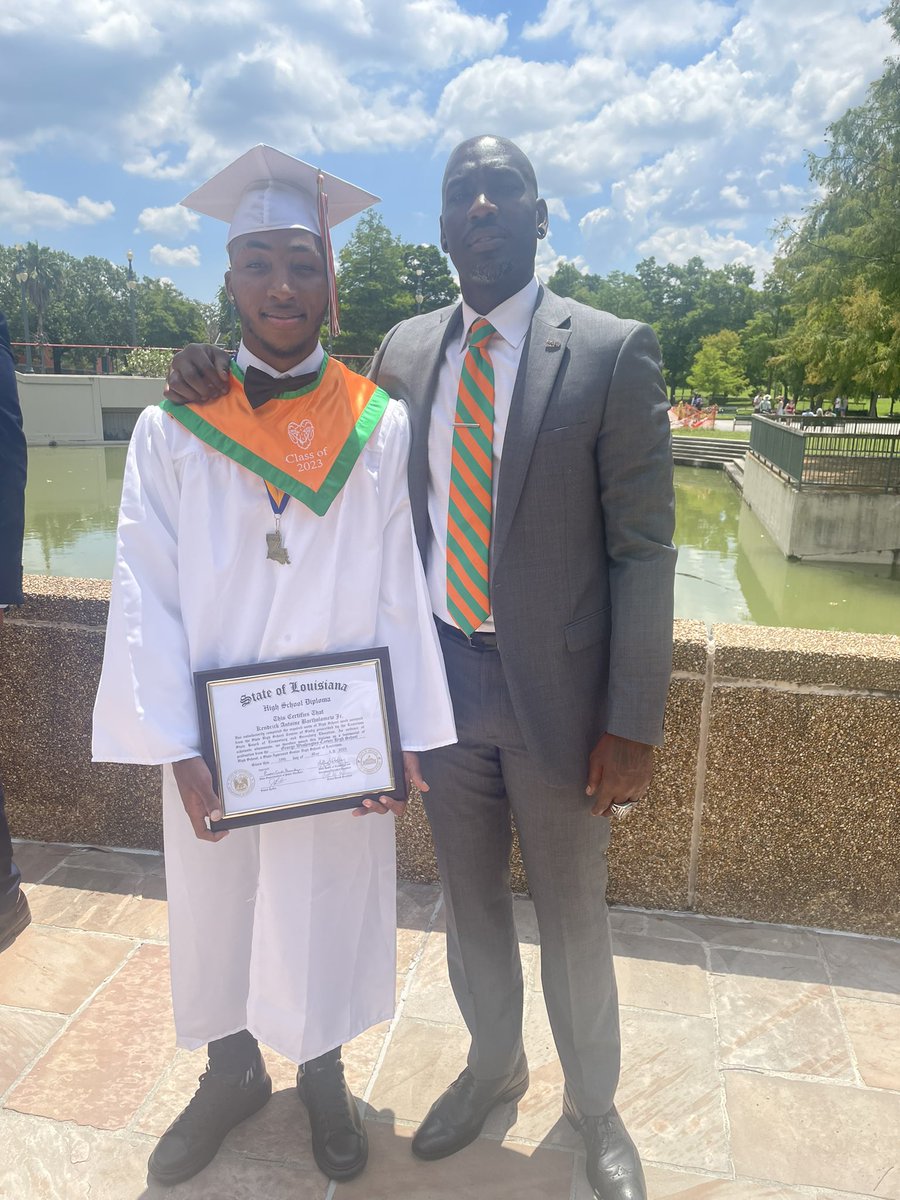 Coach DA tweet media