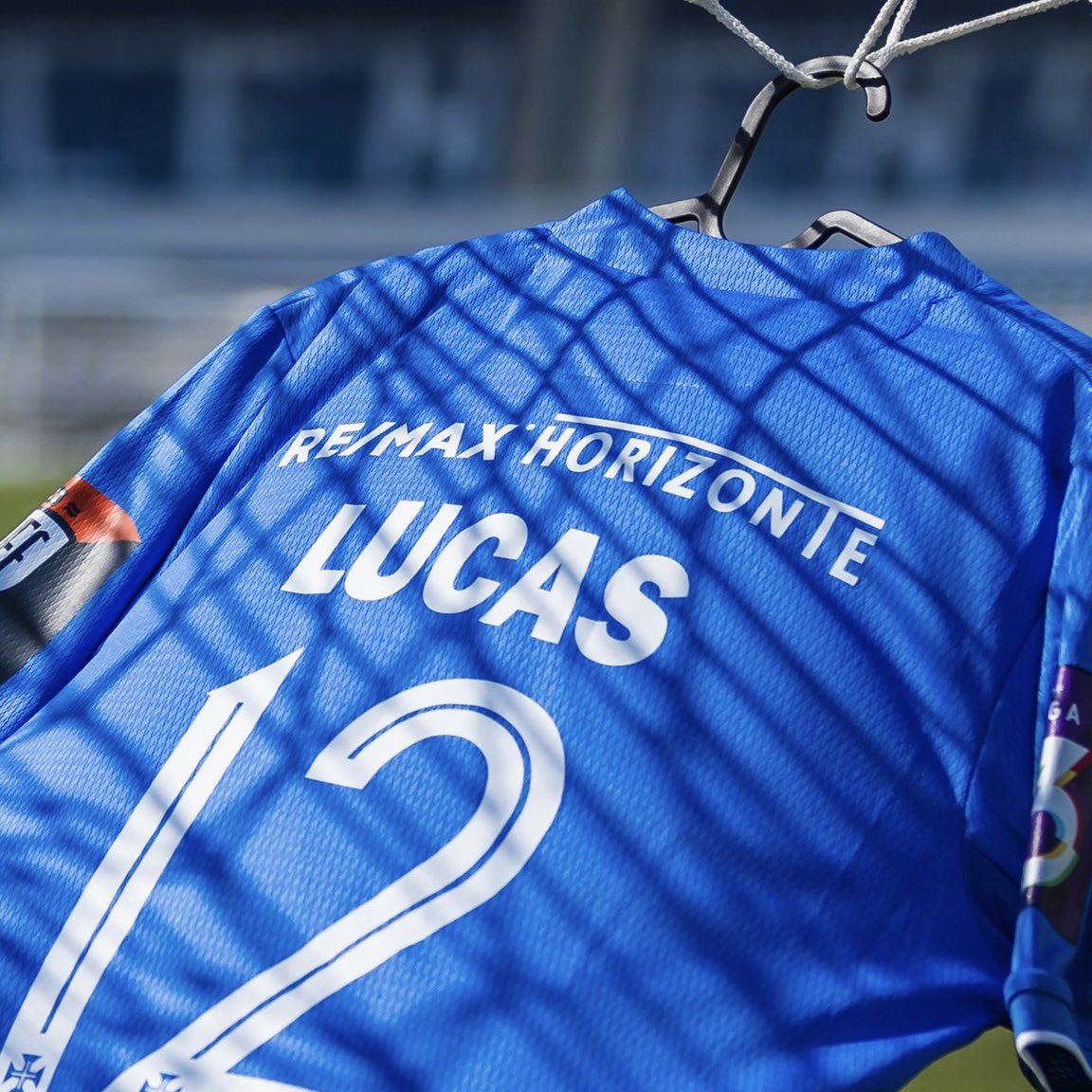 CFosBelenenses's tweet photo. 💙 𝗔̀𝘀 𝟭𝟵𝗵𝟭𝟵, 𝗻𝗮𝘀𝗰𝗲𝘂 𝗼 𝗟𝘂𝗰𝗮𝘀 💙

𝗟𝘂𝗰𝗮𝘀 𝗲́ 𝗮 𝗺𝗮𝘀𝗰𝗼𝘁𝗲 𝗼𝗳𝗶𝗰𝗶𝗮𝗹 𝗱𝗼 𝗕𝗲𝗹𝗲𝗻𝗲𝗻𝘀𝗲𝘀 𝗲 𝗷𝗮́ 𝘃𝗮𝗶 𝗮𝗼 𝗝𝗮𝗺𝗼𝗿

👉 Conhece o nosso mais recente reforço em https://t.co/DUKROHA2vd #tweetpastel https://t.co/Qg3PtIEw7C