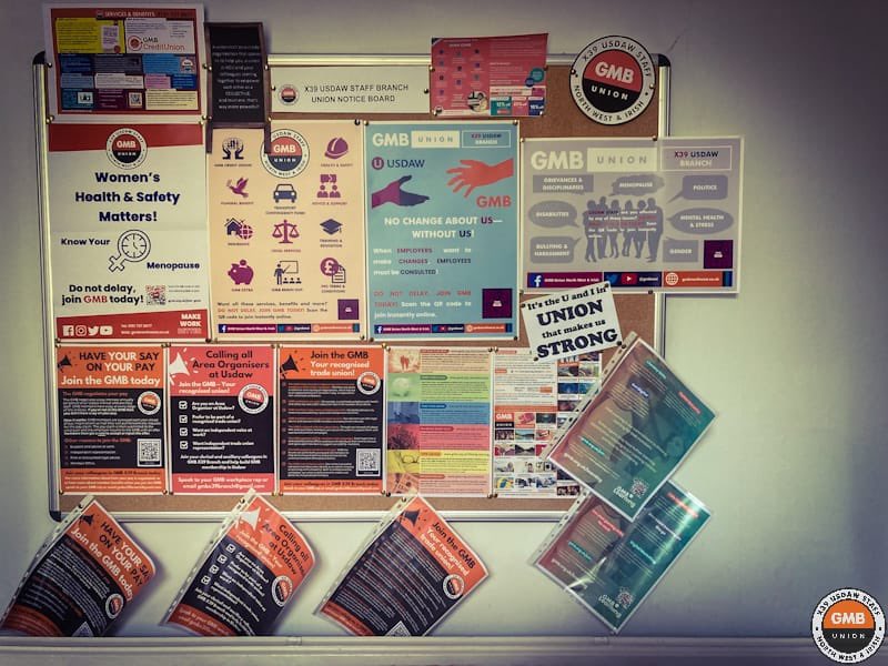 Our #Scottish #GMB #Rep working hard setting up their Union notice board - keeping members informed 👀 Update your notice boards today! 

<a href="/GMBScotOrg/">GMB Scotland</a> @GMB_union_NWI