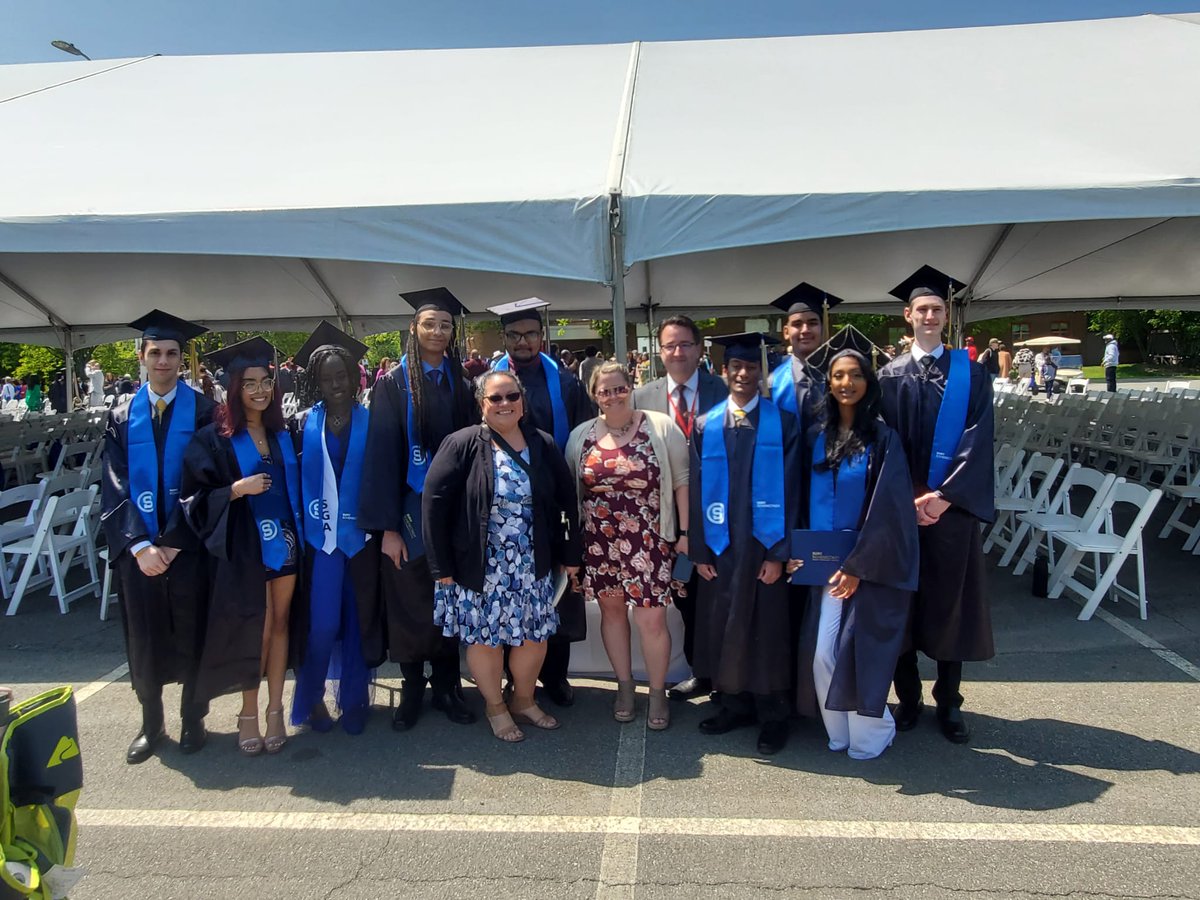 SHSChank tweet media