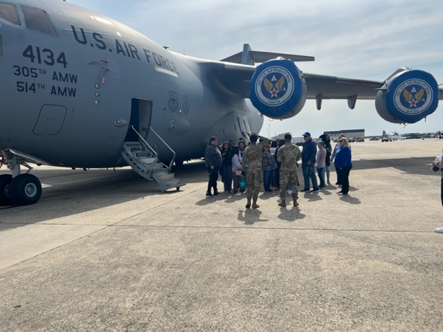 MTHS, MTMS, &amp; Lakehurst Elementary Students at JB-MDL today for an Air Show preview. @MTSD_Sup <a href="/MTHS_Pride/">Dennis Adams</a> <a href="/TraceyRaimondo/">Tracey Raimondo</a> @MTSDCurriculum