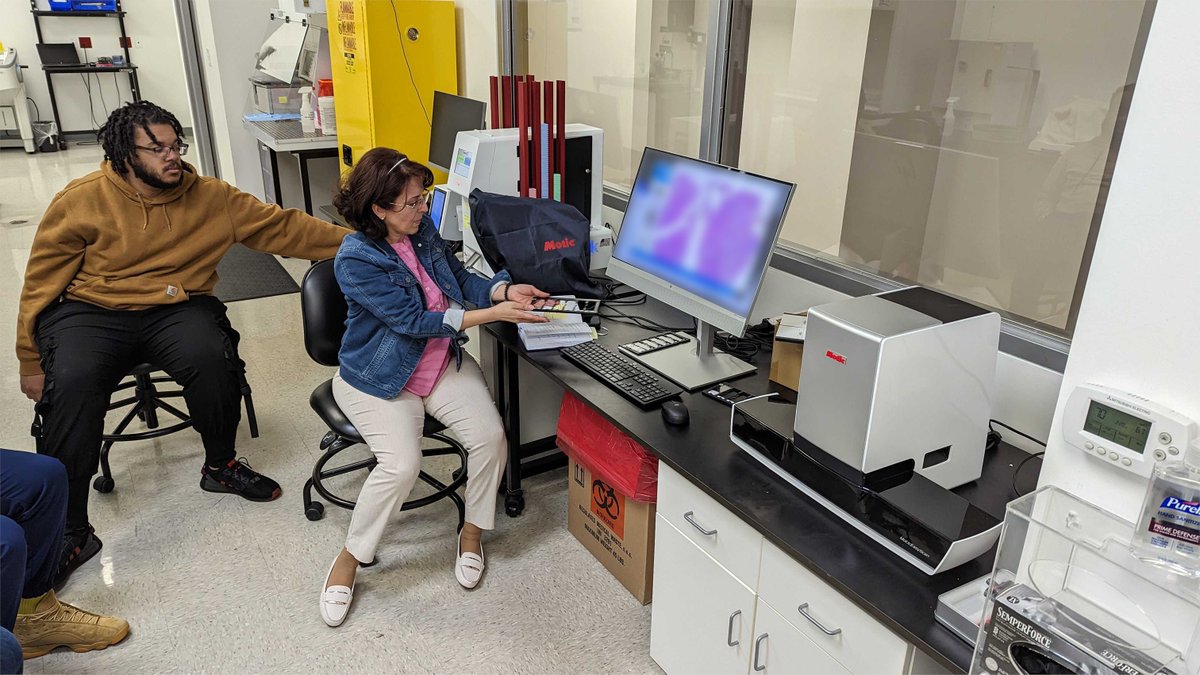 "This is incredible! I can access my slides from both my laptop and my desktop!"

Another fantastic installation by our Customer Success Manager - Gavin VonSeggern! Our customers were extremely delighted with their new #MoticEasyScanPro system!

#wsi #pathology #motic