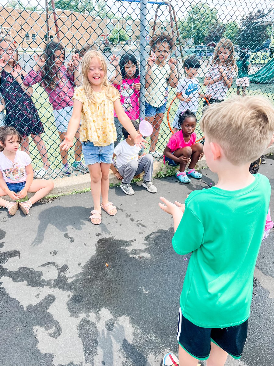W is for water day! 💦 <a href="/Creeksidetweet/">Creekside ECS</a> #WEareLakota #NeedToSucceedCECS
