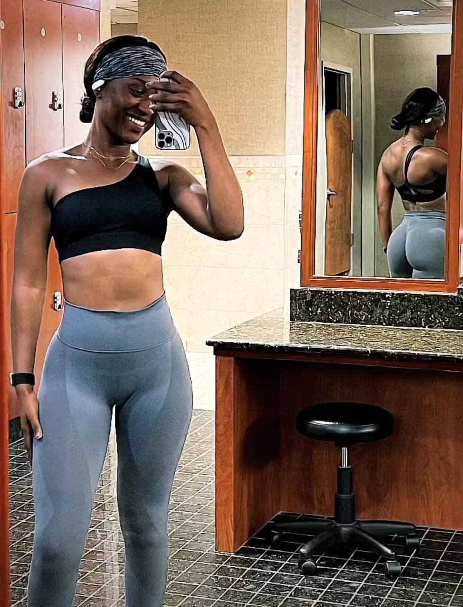 WWE Women and Celebs on Twitter: "Queen Aminata 😩😩"