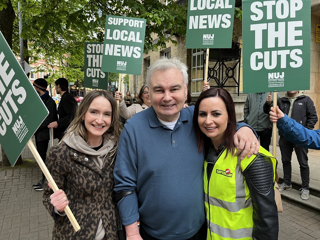 BBCMarkSimpson's tweet photo. 8pm update: Support from @EamonnHolmes for @NUJofficial one-day strike at BBC NI in Belfast. https://t.co/19RGN3zn1I