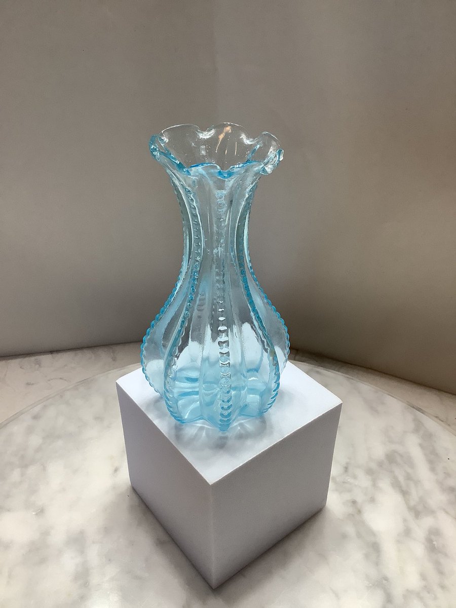 bmktreasures's tweet image. Excited to share the latest addition to my #etsy shop: Light Blue Ruffled Lip Flare Bud Glass Vase 5" Tall #budvase #ruffled #vintageglass #glass #vase #blue etsy.me/3WmOW1H