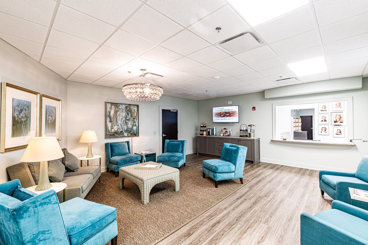 MashburnConstr's tweet image. Featured Project Friday - Irmo Wellness Center Medical Office Building! 🏥🩺

Mashburn collaborated on the design-build delivery of a two-story, 43,480 SF medical office building that utilized tilt-up construction for the core and shell.

#madebymashburn #irmosc #heathcare