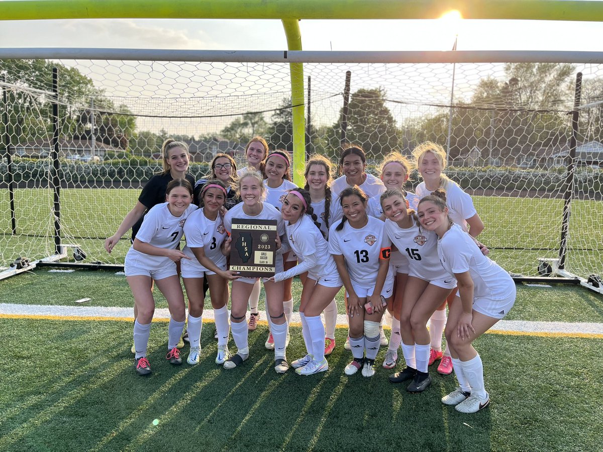 McHenry Girls Soccer tweet media