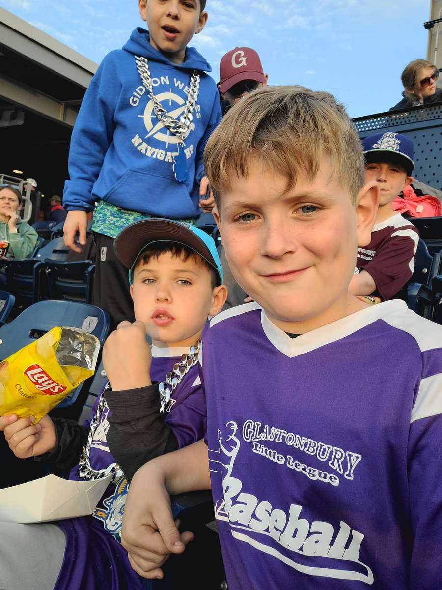 JD416's tweet photo. #yardgoats @GoYardGoats https://t.co/WUYLq1yCEL
