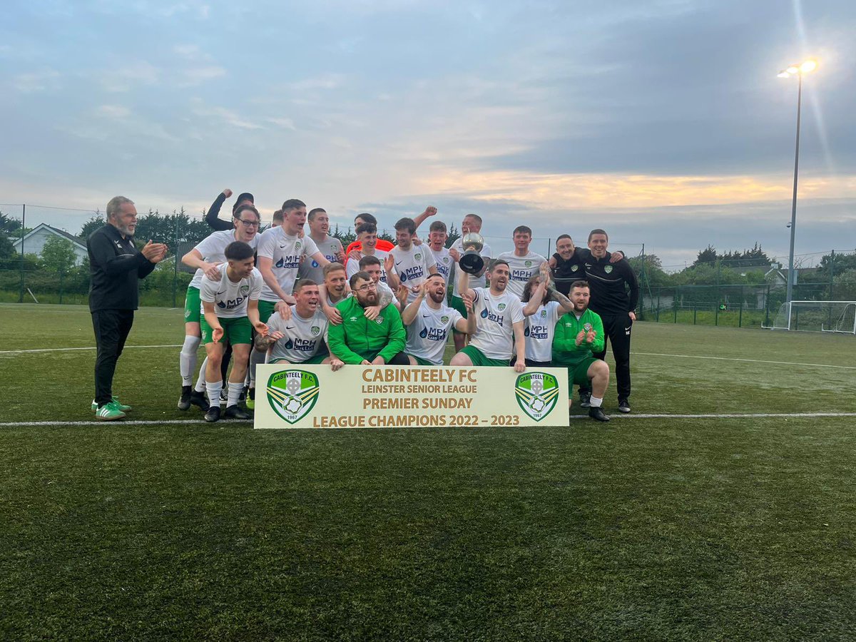 CabinteelyLSL's tweet photo. PREMIER SUNDAY CHAMPIONS🏆

After a long, tough season the lads got what they deserved. First season together and a league title won. 

Thanks to all the lads for the dedication and hard work they showed all year, playing football the right way in the process💚🏆 https://t.co/HEHpqMGz2F