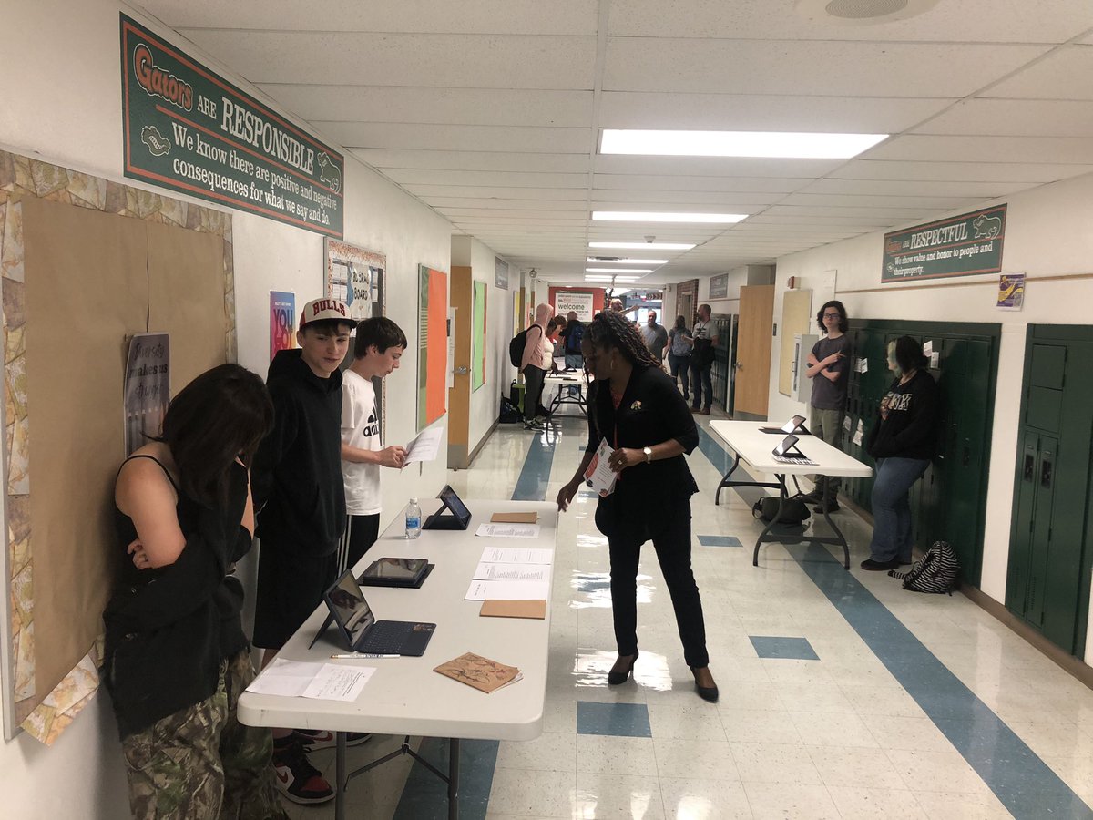 Carrie Chambers tweet media