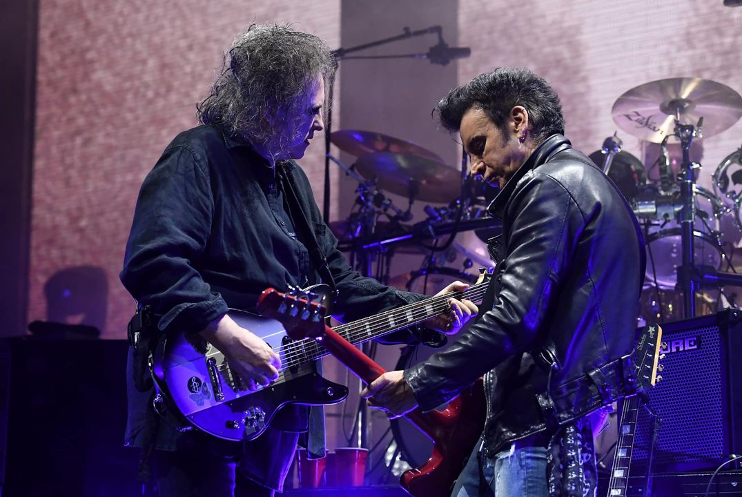 playddcphx's tweet photo. Photos from @TheCure last night at Desert Diamond Arena ❤️
Who was there?!
#DesertDiamondArena #TheCure #Arizona #AZmusic #azmusicscene https://t.co/Wwa3kjy7JX
