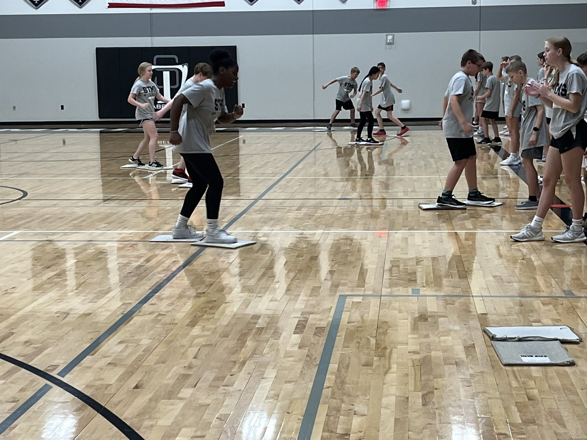 pebubba's tweet photo. Friday Fun with Summit Challenges included a Home Run Derby, A Football Toss and a Yo-yo race! Ss were awesome as always and were cranking the home runs like crazy! #mySTrocks #weloveourjob #challengeaccepted @_STMS233 @kchilgenkamp @mesa36 @jlpete98 https://t.co/S3Hw4k63ml