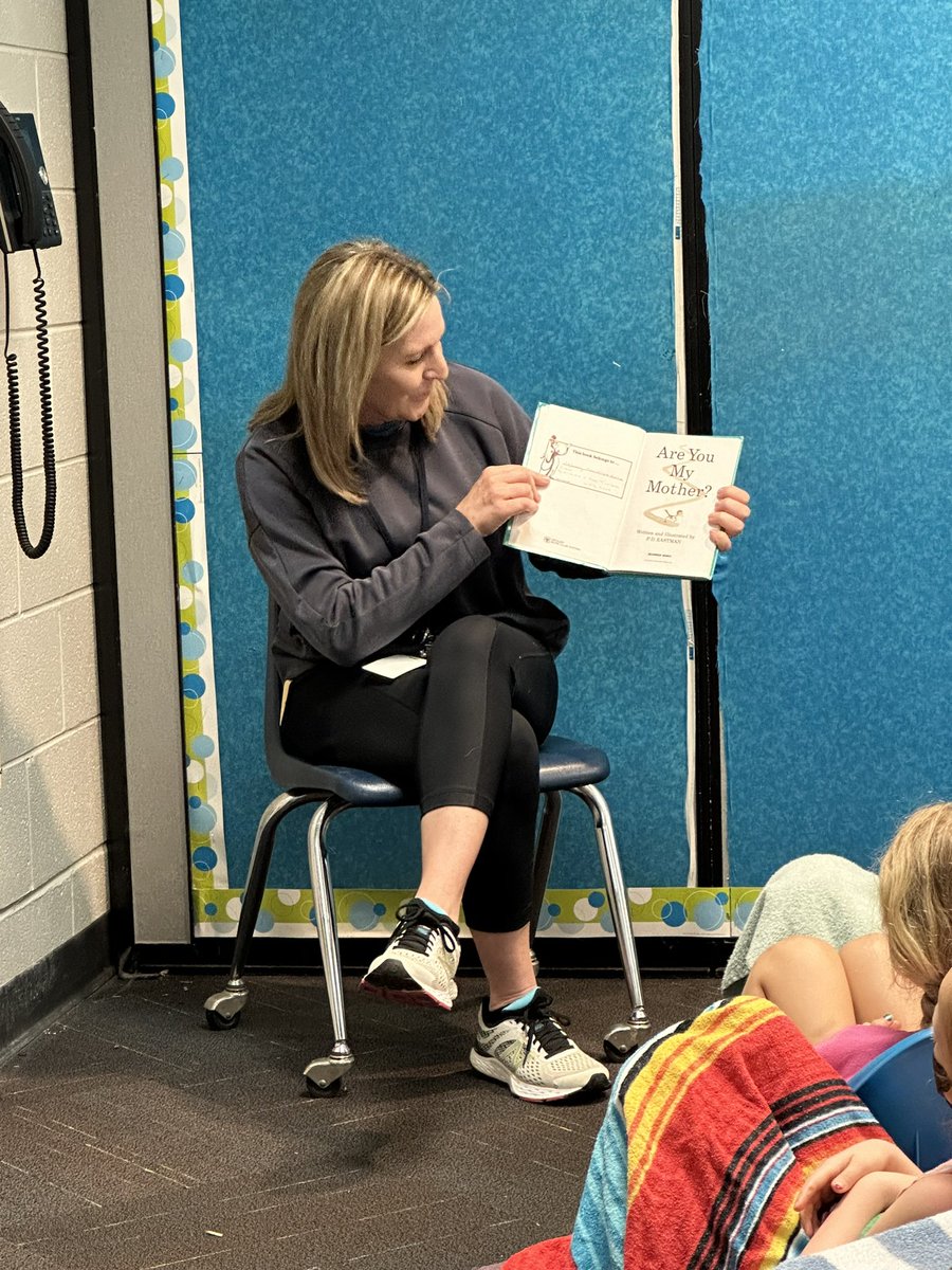 Mrs.Balla…our final guest reader of the week! #itsworthit #parksharks