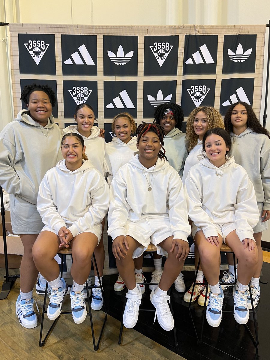 bridaballer2024's tweet image. Thank you @3SSBCircuit for the love 🔥🔥 @Jsizzle_elite team goals ♥️ #addidas #3SSB #lastchapter #episodeone 
@Eduardo10120239 @EddieUtepRivera