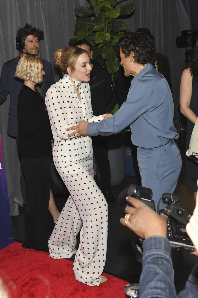 queenie on Twitter: "Jodie Comer and Oscar Isaac at the 89th Annual