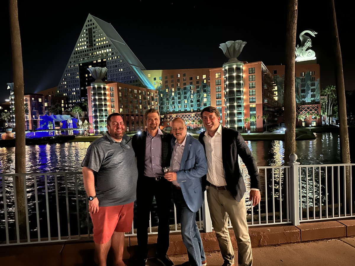 ASmarterLook's tweet image. What a week it's been! From Nashville to Orlando to Denver, we traveled all over the country to connect with old and new friends, hear from industry leaders, and participate in insightful conversations. 

#FISEmerald #JackHenry