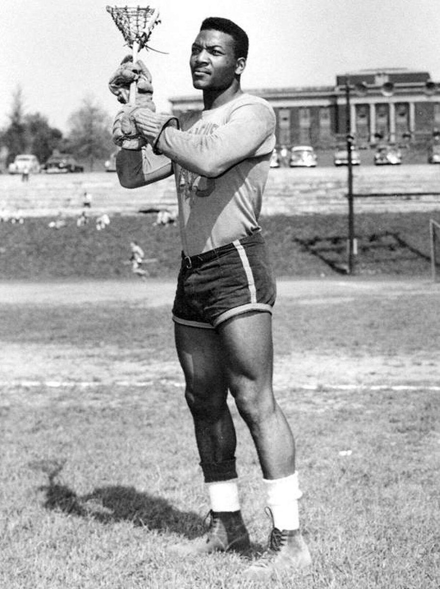 PaulRabil's tweet photo. to @JimBrownNFL32 
thank you for your genius on the field 
you left us in awe
motivating a generation of athletes
a prominent civil rights activist 
educating us on the history of the game
inspiring us to build a better future
rest in peace, my friend https://t.co/GSruCuW7jl