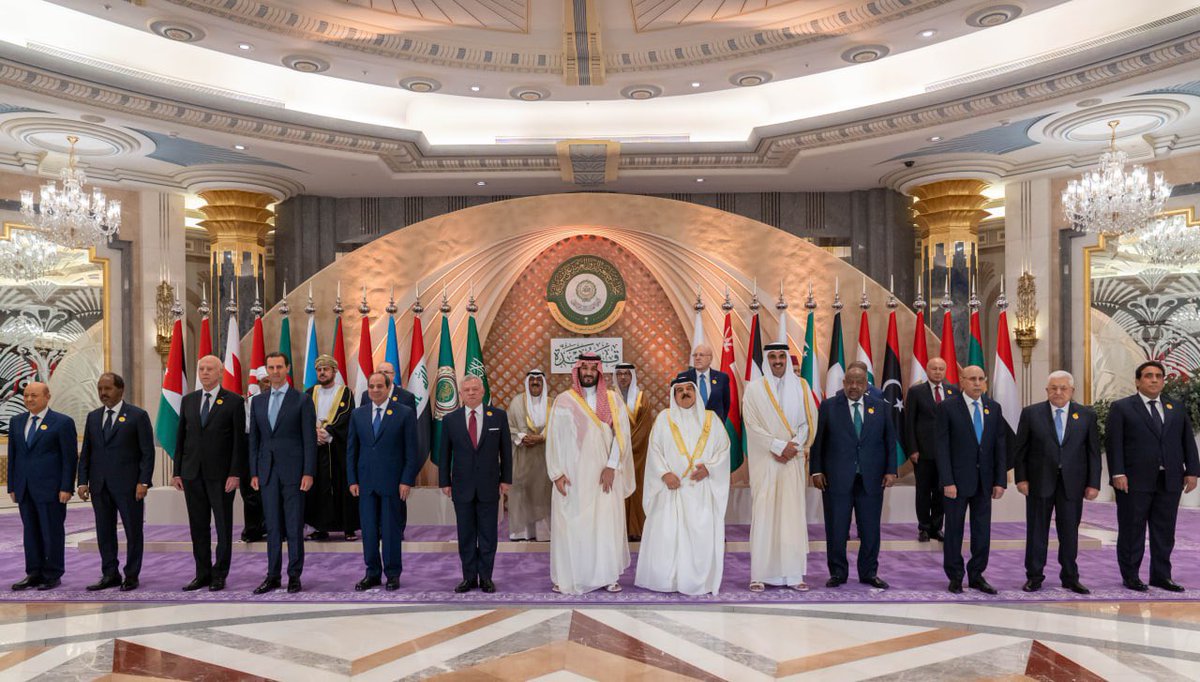 prospcial's tweet photo. #القمة_العربية32 تعد فرصة مهمة لتعزيز التعاون والتفاهم بين الدول العربية، وتعزيز الأمن والاستقرار في المنطقة. شكراً للمملكة العربية السعودية على استضافتها لهذه القمة الهامة، ونتمنى أن تتمكن الدول العربية من التوصل إلى حلول وتحقيق السلام والاستقرار في المنطقة. 

 #قمه_جده https://t.co/mf0kfvSoBE