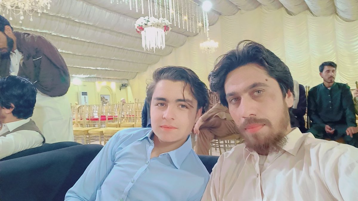 imkhalil9's tweet photo. داود خیل ھائینگر شادی کے موقع پر 
19 /5/2023 https://t.co/FP1dI792hF
