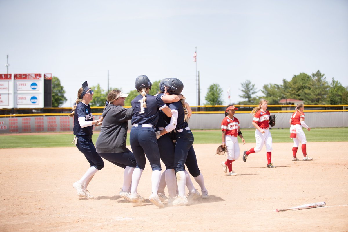 BethelRoyalsSB's tweet image. 𝑺𝑾𝑬𝑬𝑻 𝑬𝑴𝑶𝑻𝑰𝑶𝑵!  🙌