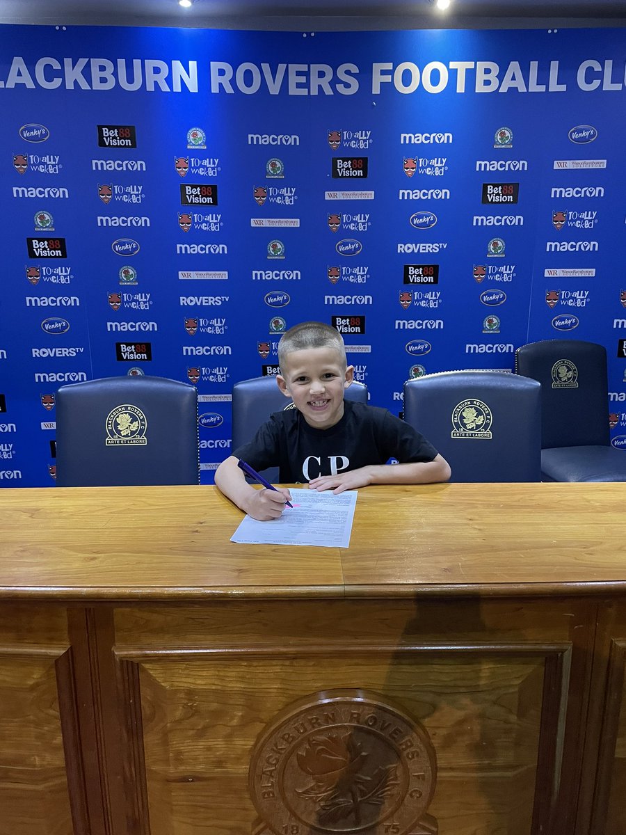 Chris Hutchinson tweet media