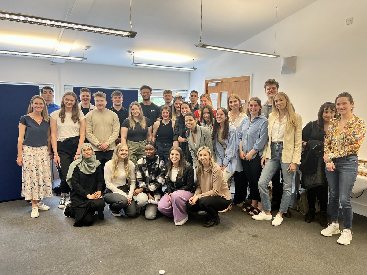 A fantastic day for our final year BSc Nutrition and BSC Sport &amp; Exercise Nutrition students at the end of year poster day. Great to celebrate their research achievements and excited to see what’s next for the class of 2023! #nutrition #sportsnutrition #research #classof2023 🎓
