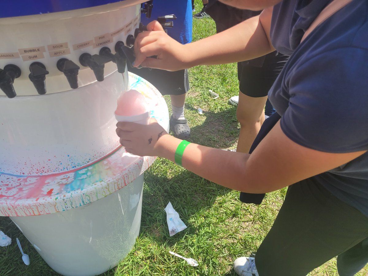 Happening Now! <a href="/ShotwellMS_AISD/">Shotwell Middle School - Aldine ISD</a> Field Day FUN continues ... <a href="/DeniseWin17/">Denise Winchester</a> <a href="/PDMoody1/">P. Denyse Moody-Dickerson</a> <a href="/MrJNickerson/">Jerome Nickerson</a>