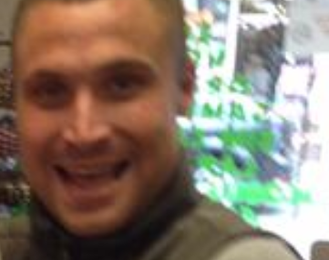 WorldWikis's tweet photo. What happened to Jonathan Hogg? 
Dad mauled to death by a dog, Jonathan Hogg, 37, known as Oggy, suffered fatal injuries when he was attacked by the animal - believed to be an XL bully type - at a property in Leigh last night (Thursday).
https://t.co/2ktSlGSeUo https://t.co/j1zMrXcScO