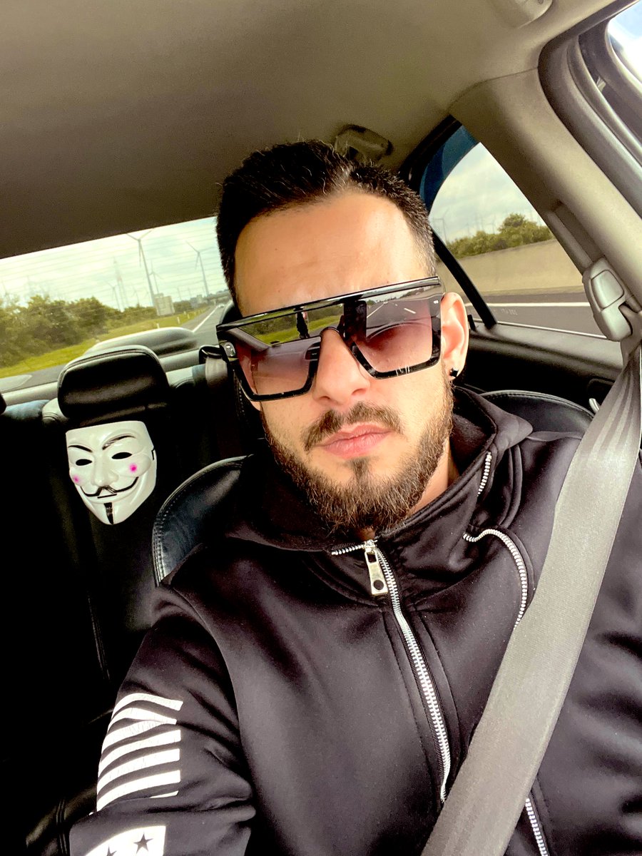 PatricoWeb3's tweet photo. Hello Web3!👋

What the Fkkk is this $PSYOP guys ??? 
🤌🔥 

Bullish ? Bearish? 🫣
Just dont miss it…💵🤑💸
#Ben #bullish #Psyop #crypto #coins #Shitcoins #memecoin #WTF
#GN 👋 https://t.co/Uy0NNGSBP9