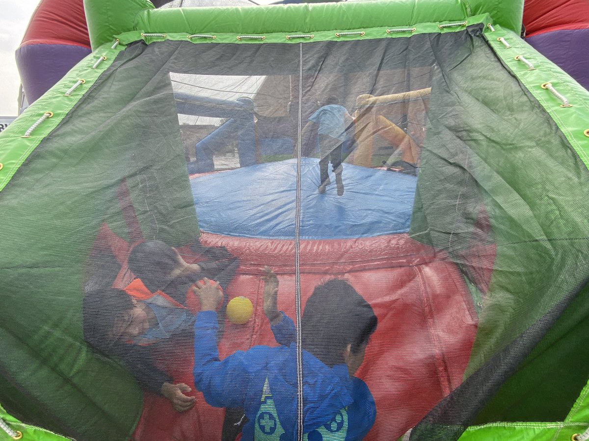 CampiCougars's tweet image. Field Day Fun has begun! #TEAMCampi #BestDayEver