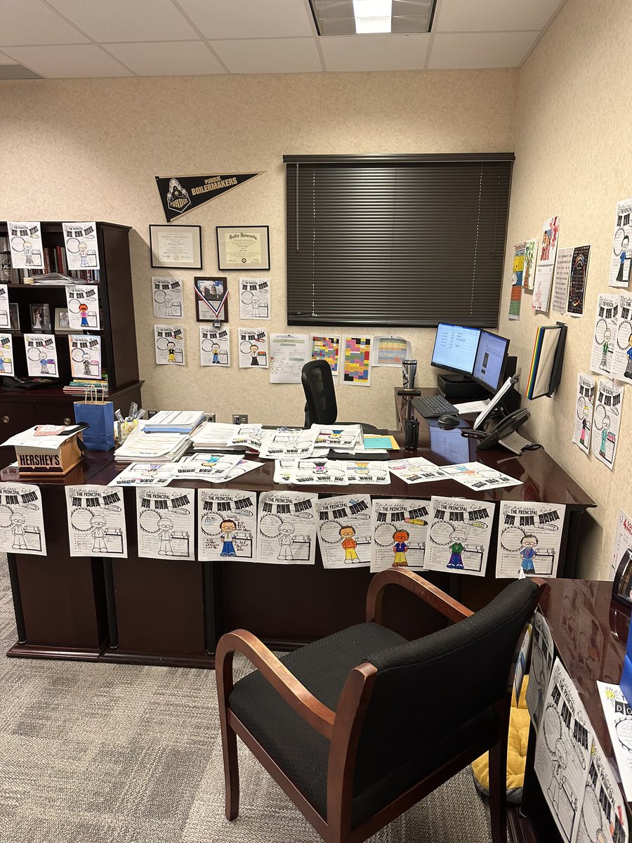 Celebrated this incredible principal today!!! <a href="/HEPrincipal/">Keary Rininger</a> is truly the BEST!