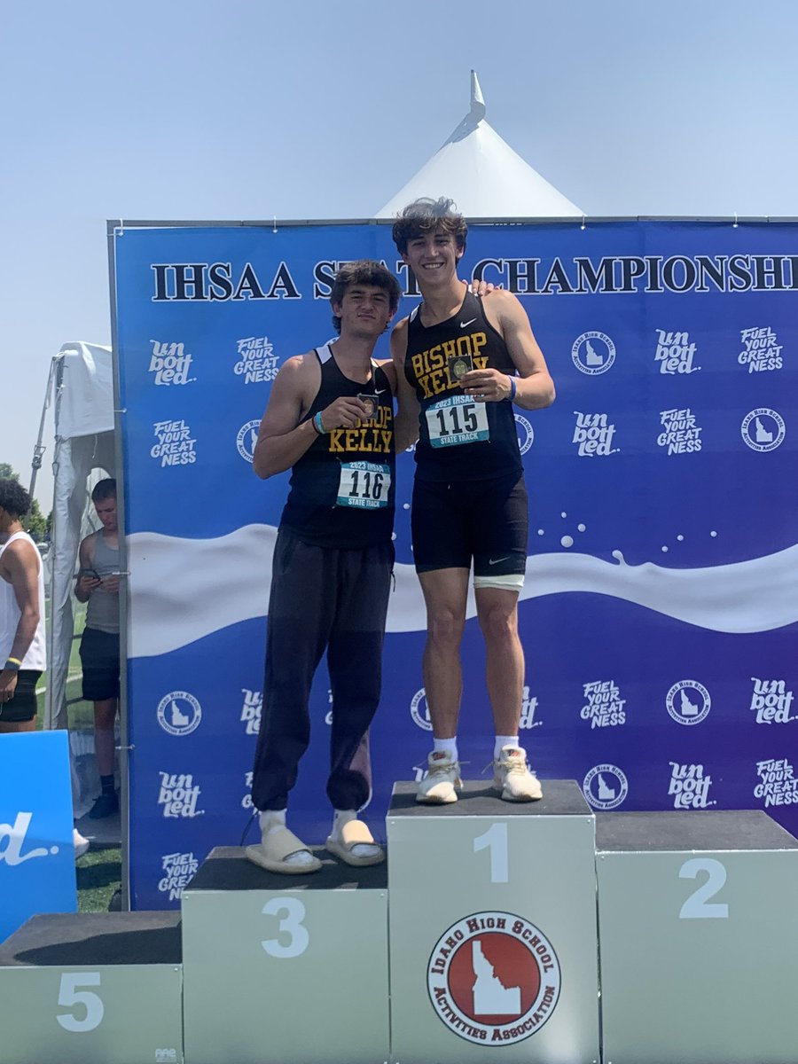 Cole Miller is your 3 X IDHSAA 4A State Triple Jump Champion with a leap of 46’02!

Patrick Monahan places 3rd! 

Elvis Yav in 8th! #GoKnights 

live.athletic.net/meets/25625/ev…