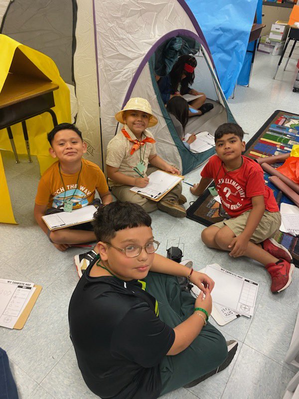 Marce19608017's tweet photo. Camp day  🏕️ #FisherES #Fishertigers https://t.co/mCjzaT5Lcz