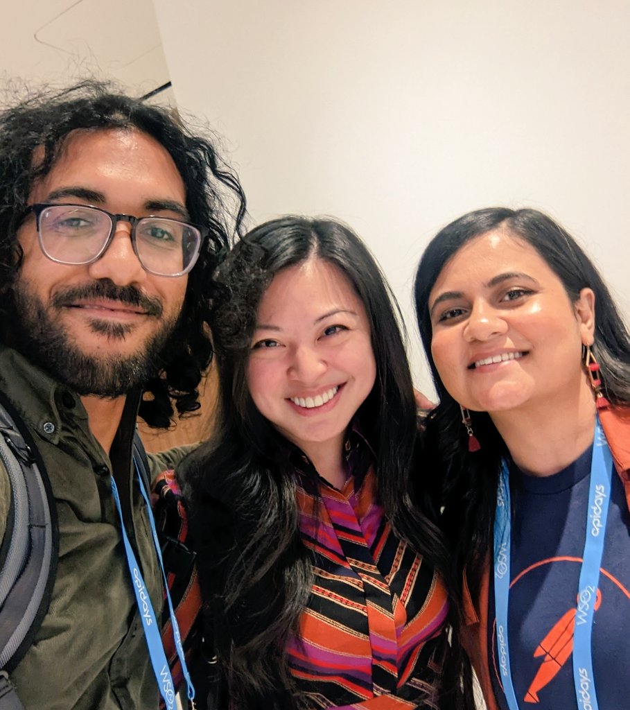 AdrienneTacke's tweet image. What a great time at #APIDaysNY!
Finally met @poojamakes IRL and ๐คฉ *new friend alert*! Got to see @AnAccidentalDev & Tony in action (and in Krogi form). Met @isaacadev, an aspiring PM/DevRel who will be great at it.  And got to try Ippudo ๐คค 
Til next time NYC!