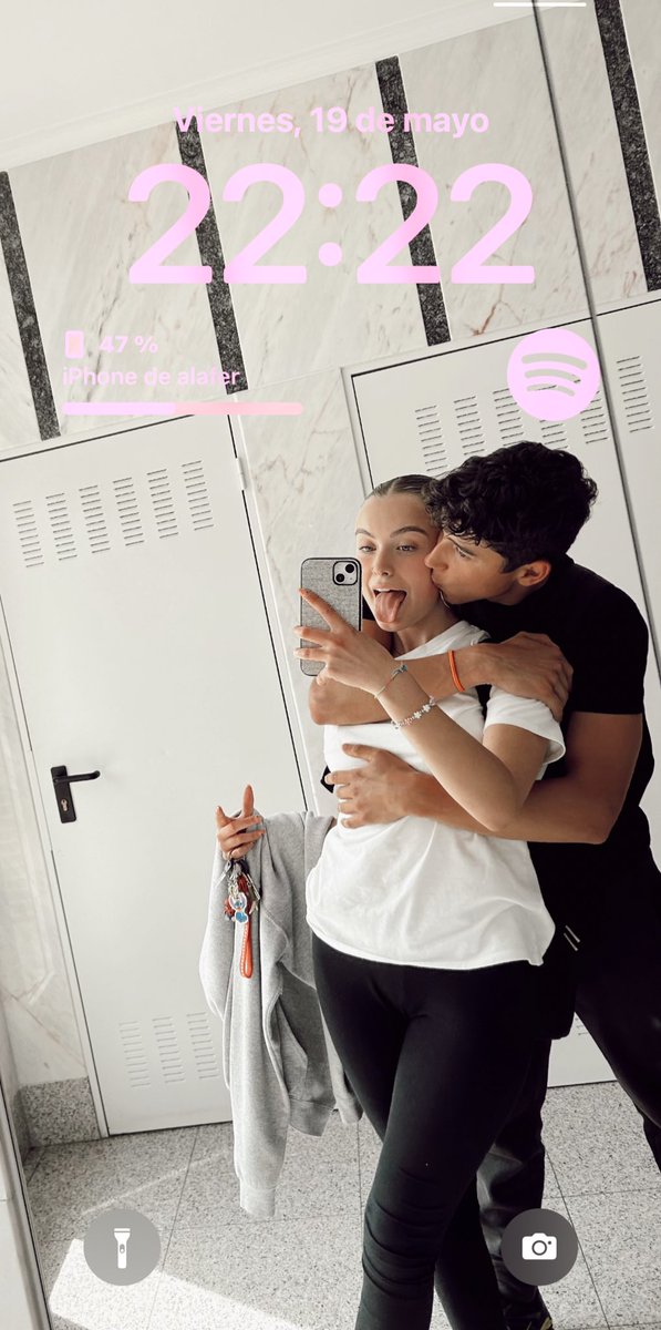alaferblanco's tweet photo. 22:22<3 https://t.co/oxayF1qs1G