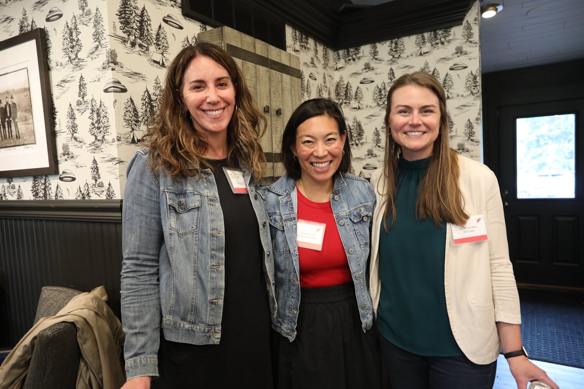 We were thrilled to co-host last night's Mile High Mavens event bringing together women in #entrepreneurship with @FoundryVC, @MoxxieVentures, @jpmorgan, & AVL Growth! KO partners @JennRosenthal & Erin Locker enjoyed seeing our clients and partners come together to celebrate!