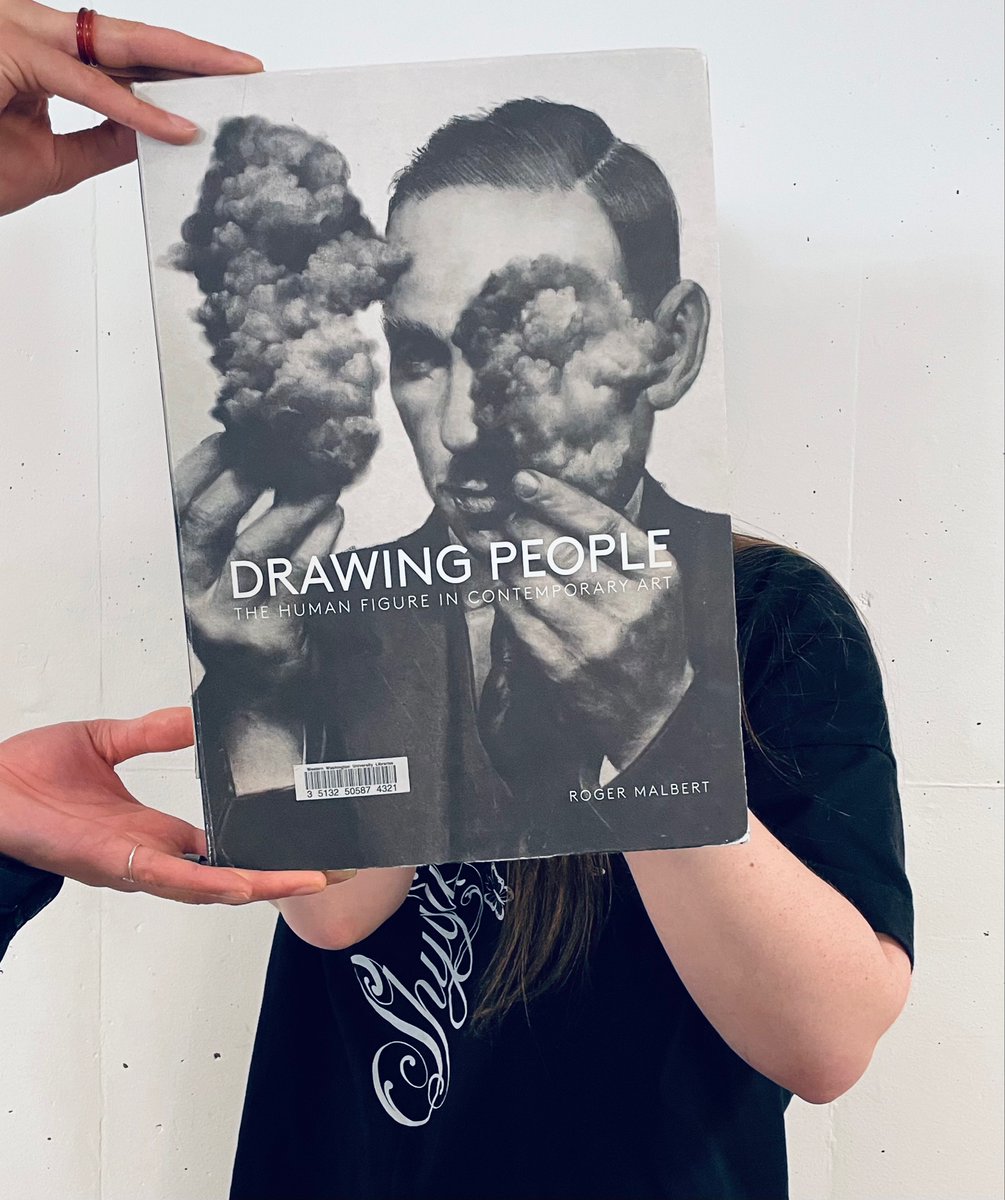 WWULibraries's tweet photo. Happy Friday! Today’s #BookfaceFriday features the book, 'Drawing People: The Human Figure in Contemporary Art,' by Roger Malbert.
#WWULibraries #Art #ShowUsYourBookface #WWU https://t.co/dgH45w0k4L